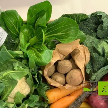 Organic vegetable box
