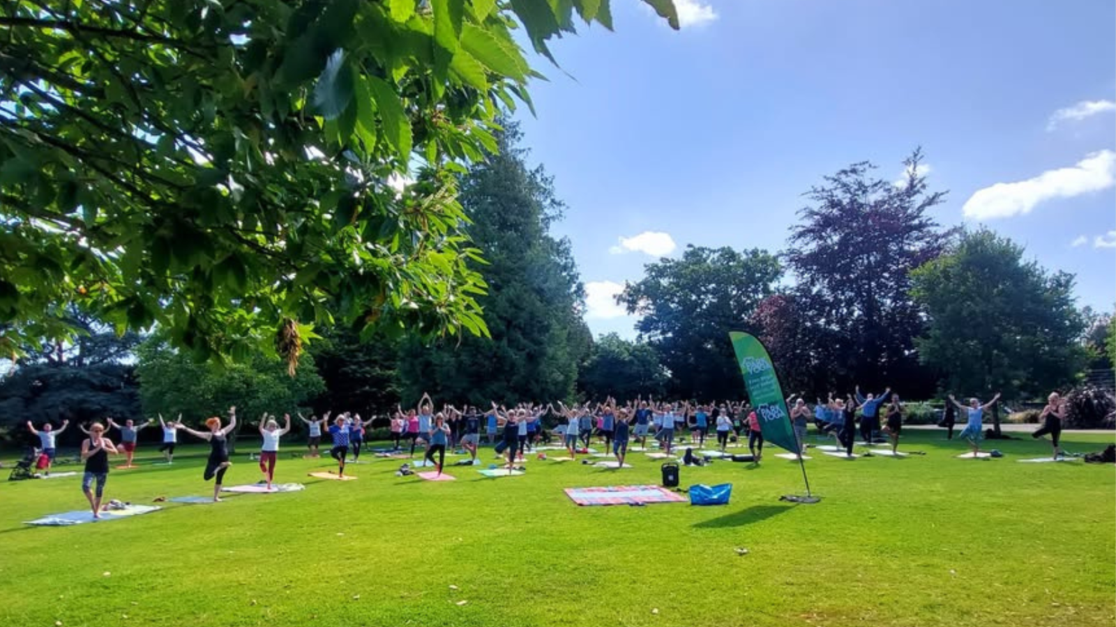 Park Yoga - Victoria Park